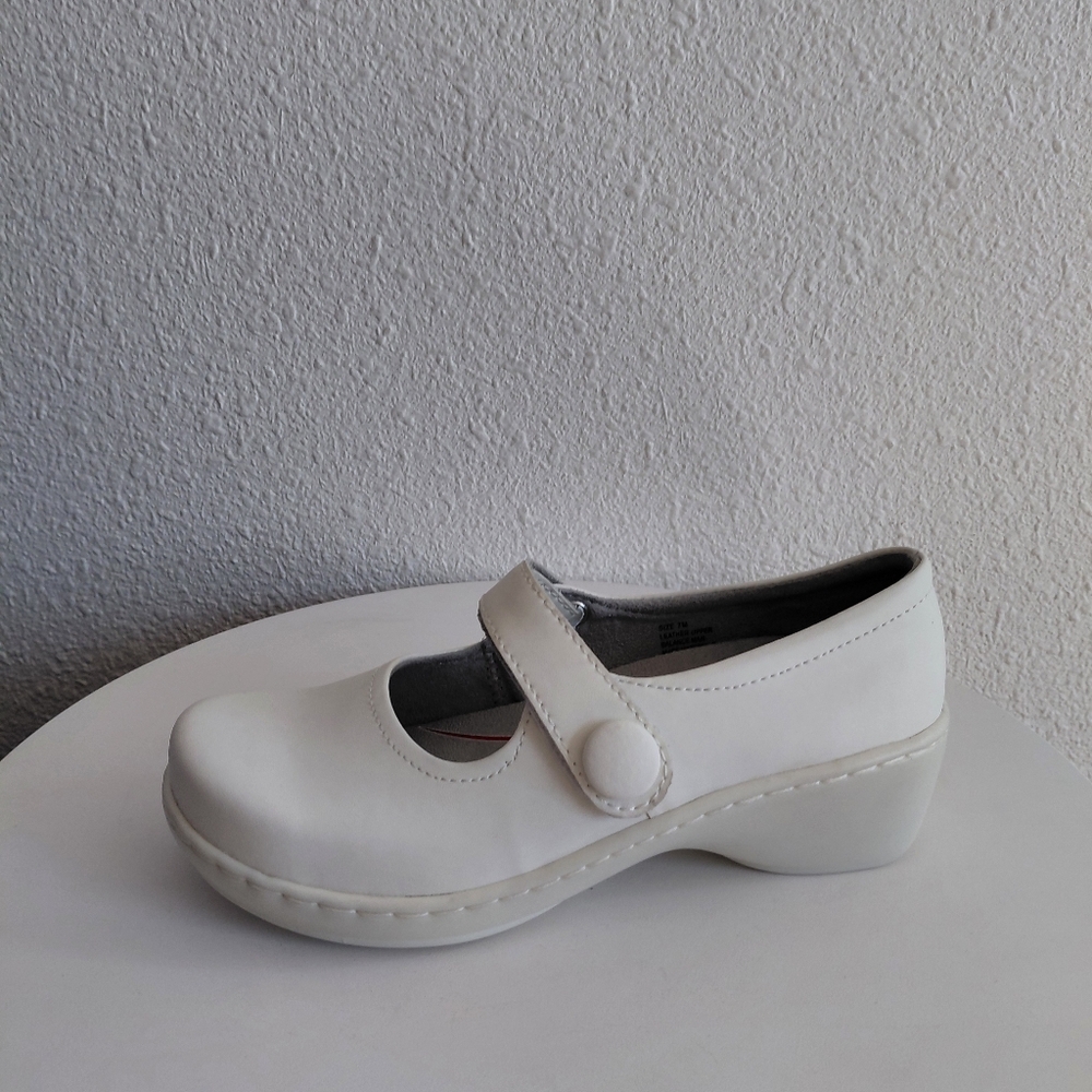Klogs Ashley White Leather Healthcare Slip Resistant Mary Jane Clogs